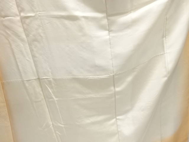  水輪模様刺繍付け下げ色無地着物
